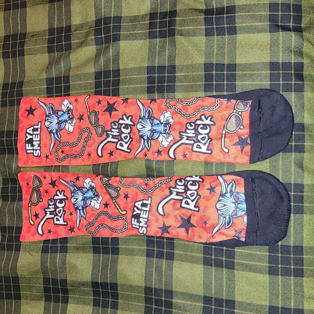 THE ROCK Crew Socks